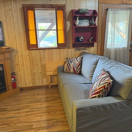 Cozy Cabin Walking Distance To Parkway! Пиджен Фордж Екстериор снимка