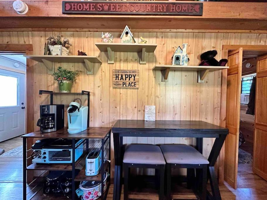Cozy Cabin Walking Distance To Parkway! Пиджен Фордж Екстериор снимка