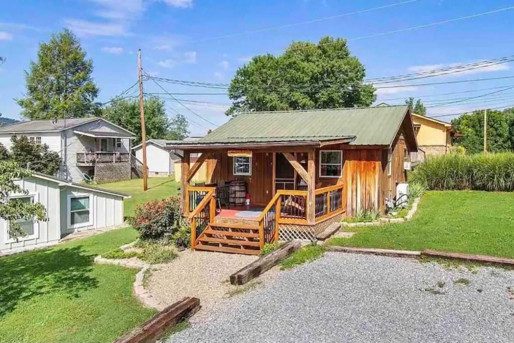 Cozy Cabin Walking Distance To Parkway! Пиджен Фордж Екстериор снимка